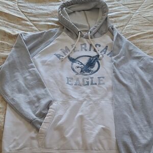 American Eagle Outfitters Men's Gray and White Hoodie